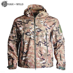 Waterproof, windproof, warm windbreaker soft shell hunting coat